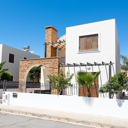 Villa Alexandra By Ezoria Villas Айя-Напа Екстер'єр фото